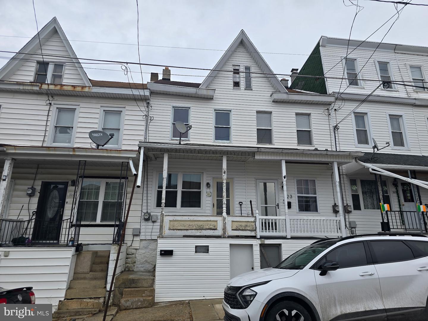 321 S Beech Street, Mount Carmel