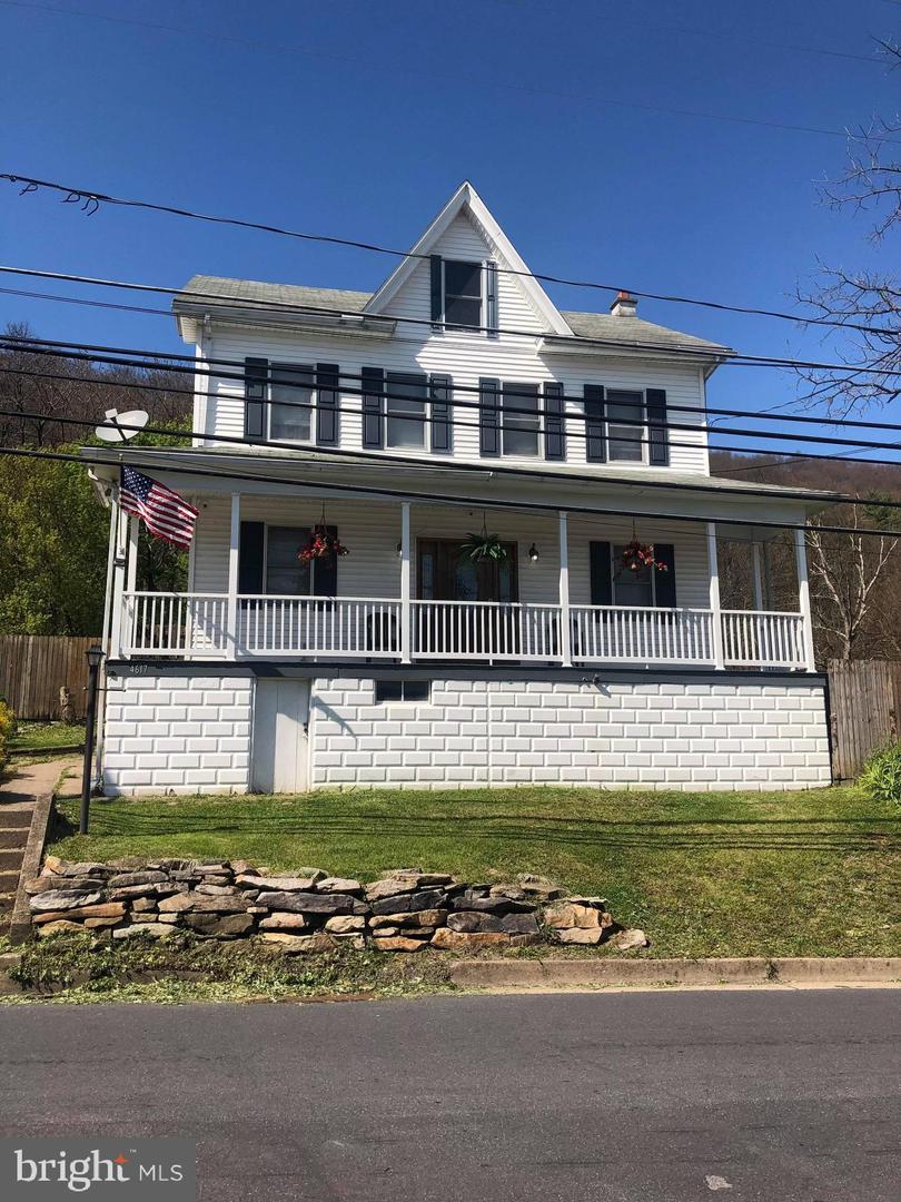 4617 Upper Road, Shamokin