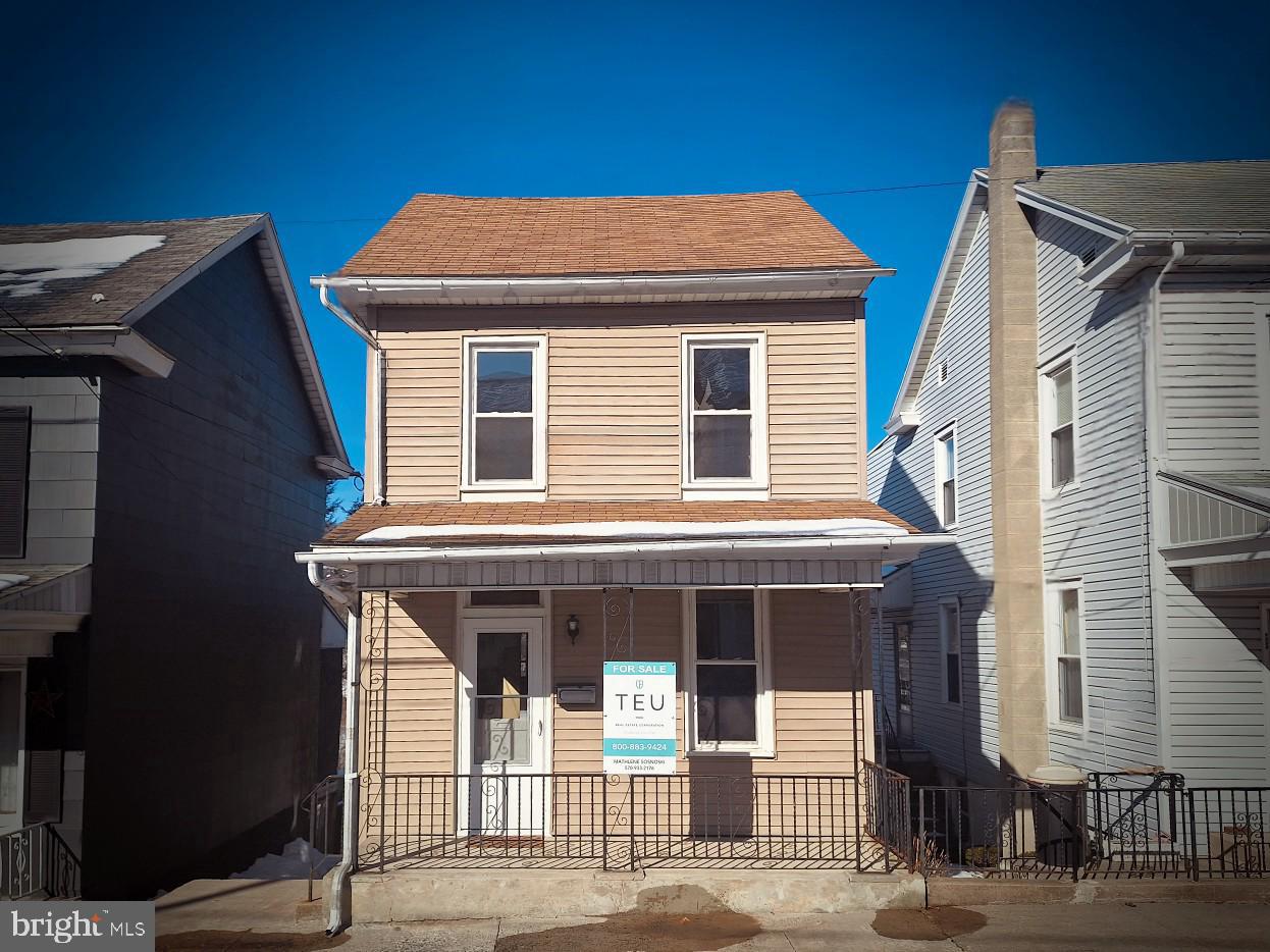1227 Pulaski Avenue, Coal Township