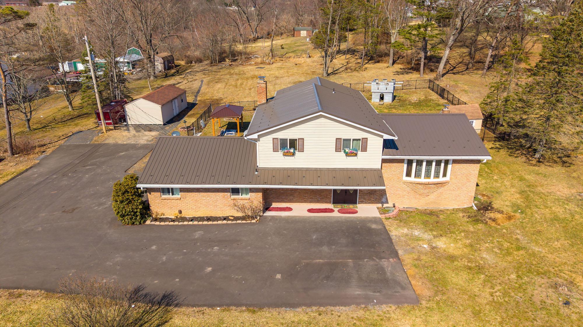 148 Penn Avenue, Elysburg