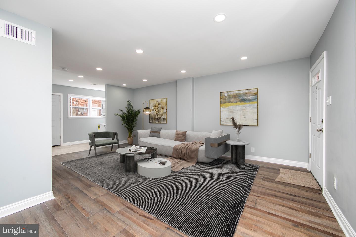 6484 Lensen Street, Philadelphia