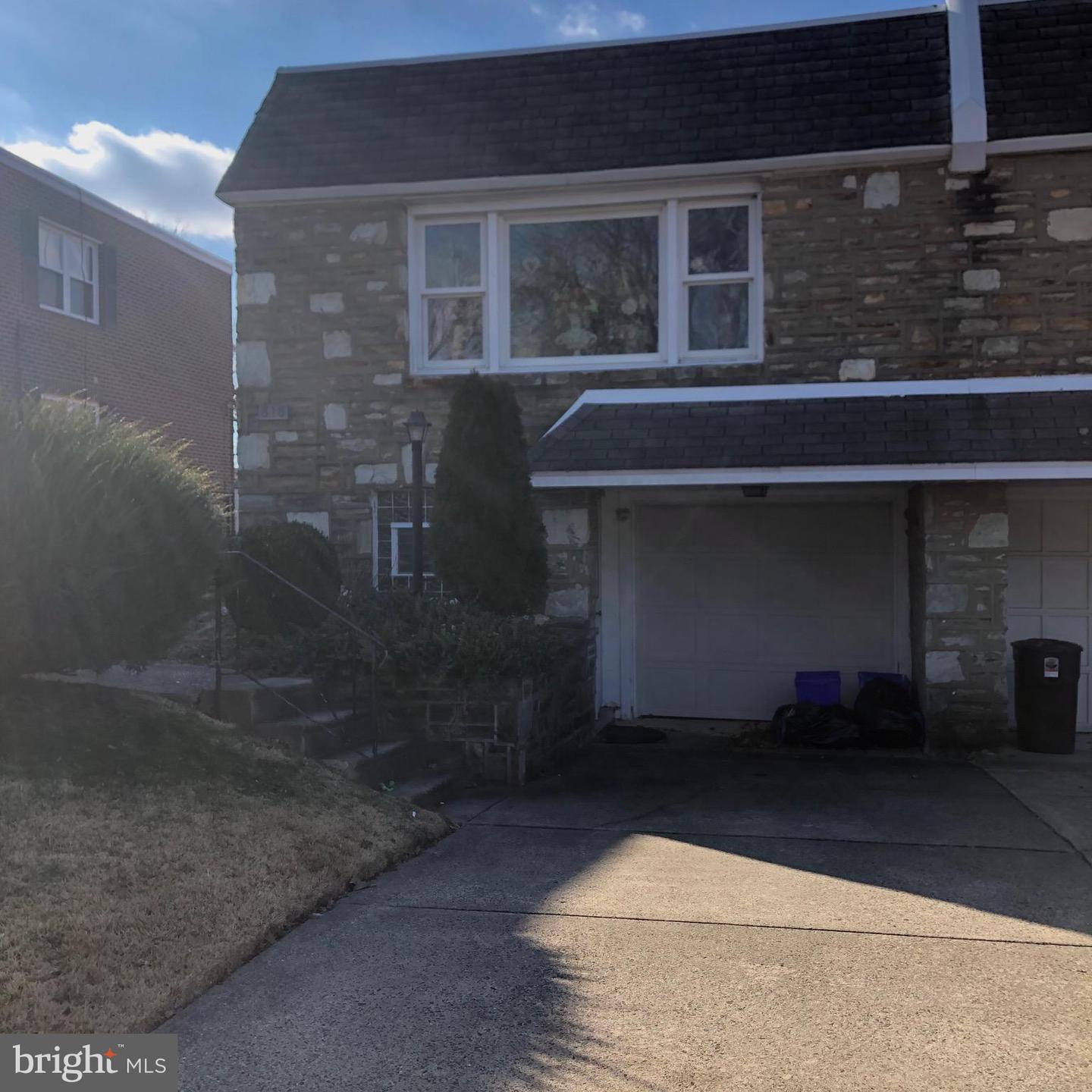 818 Griffith Street, Philadelphia