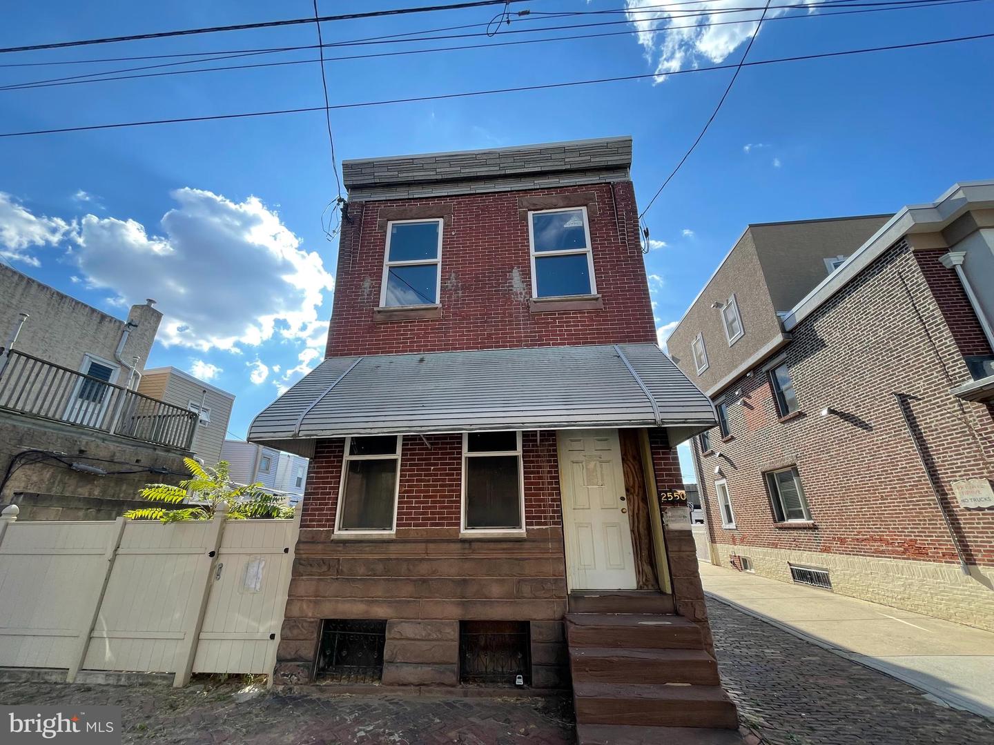 2550 E Monmouth Street, Philadelphia