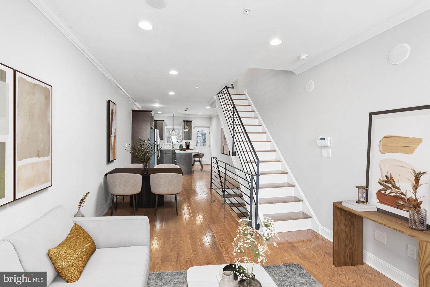 1527 S Lambert Street, Philadelphia