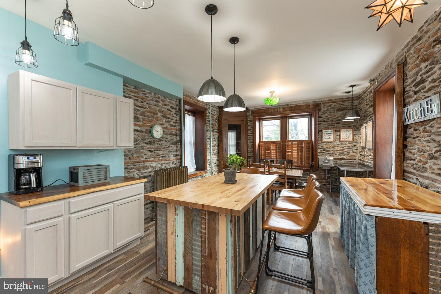 3401 Ainslie Street, Philadelphia