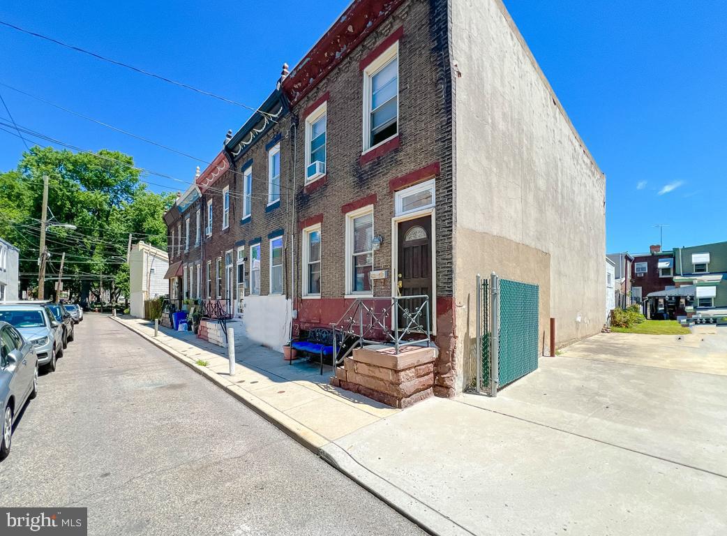 1345 E Eyre Street, Philadelphia