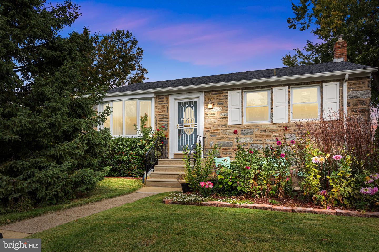 7610 Brous Avenue, Philadelphia