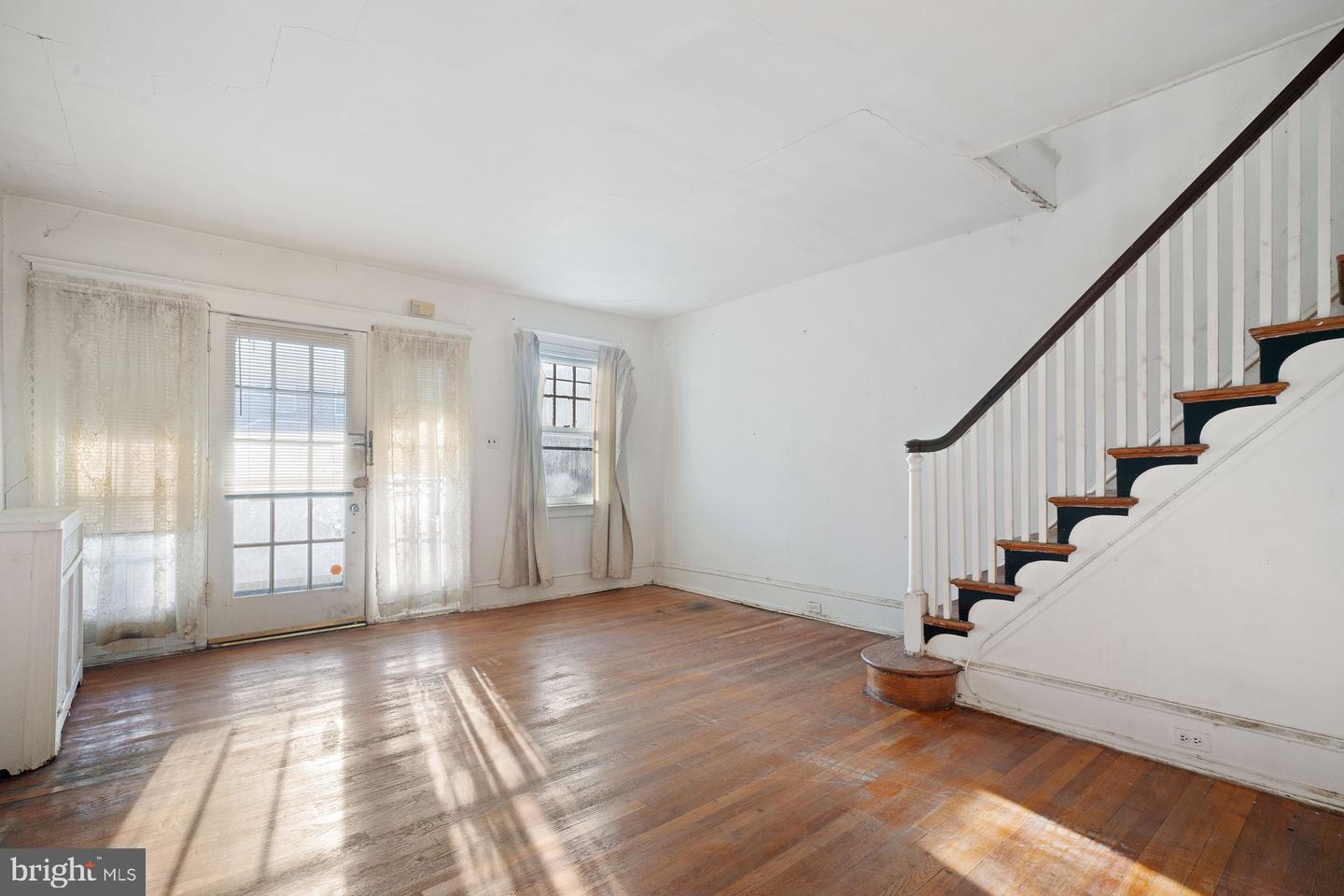 4819 Knox Street, Philadelphia