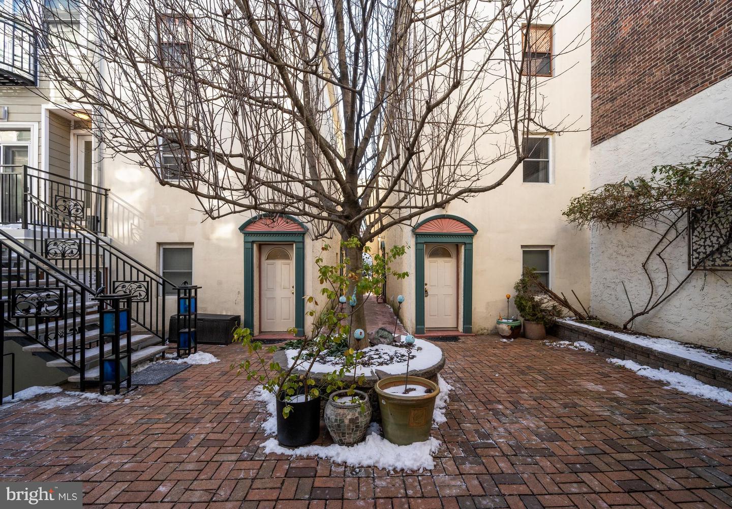 1227 Shackamaxon Street #6