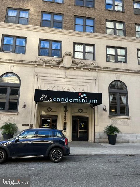 1324 Locust Street #425