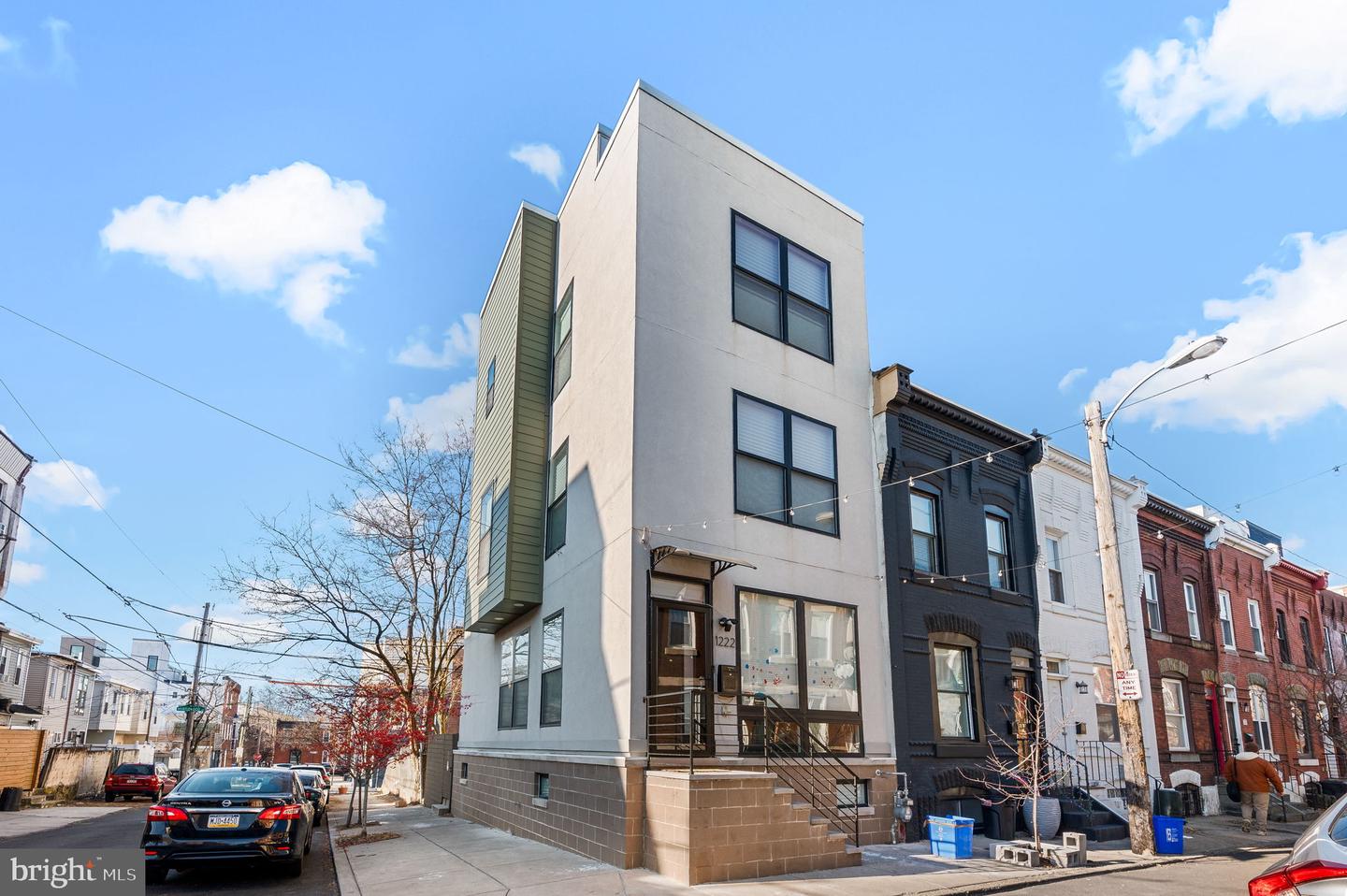1222 N Hollywood Street, Philadelphia
