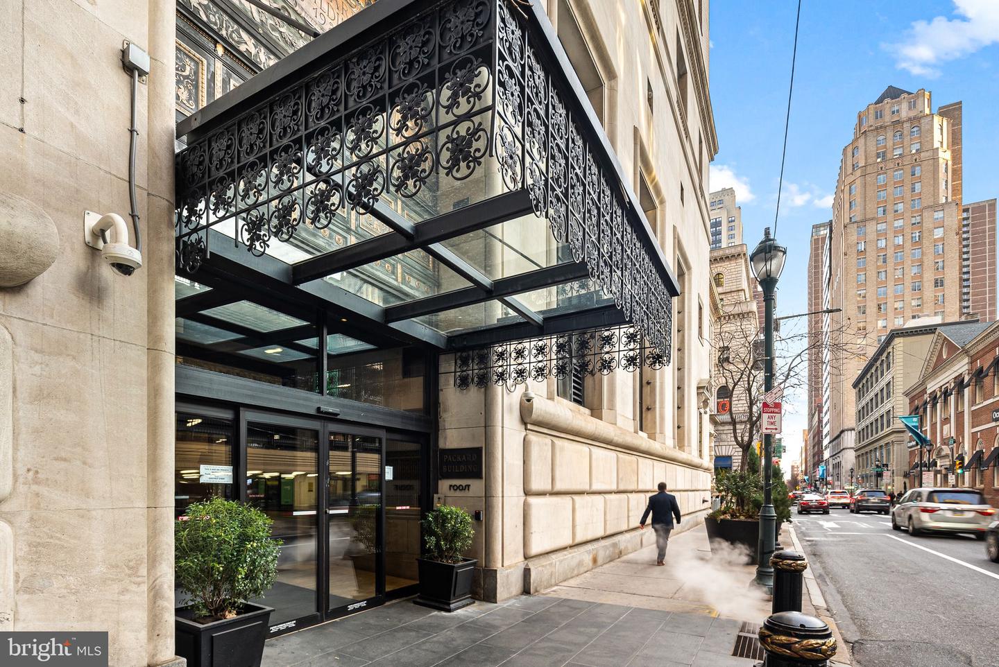 111 S 15th Street #1810