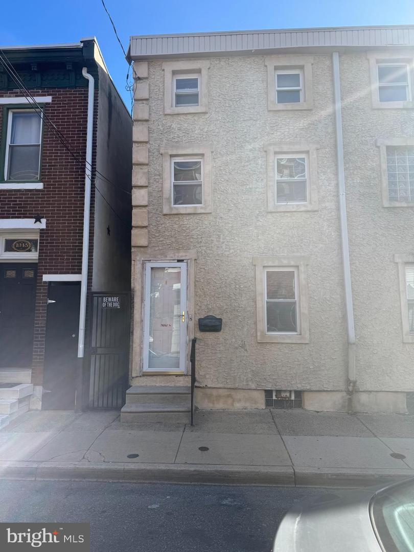 1343 E Oxford Street, Philadelphia