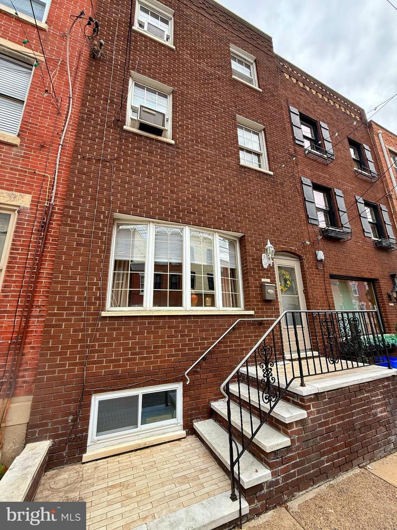 1321 S 10th Street, Philadelphia