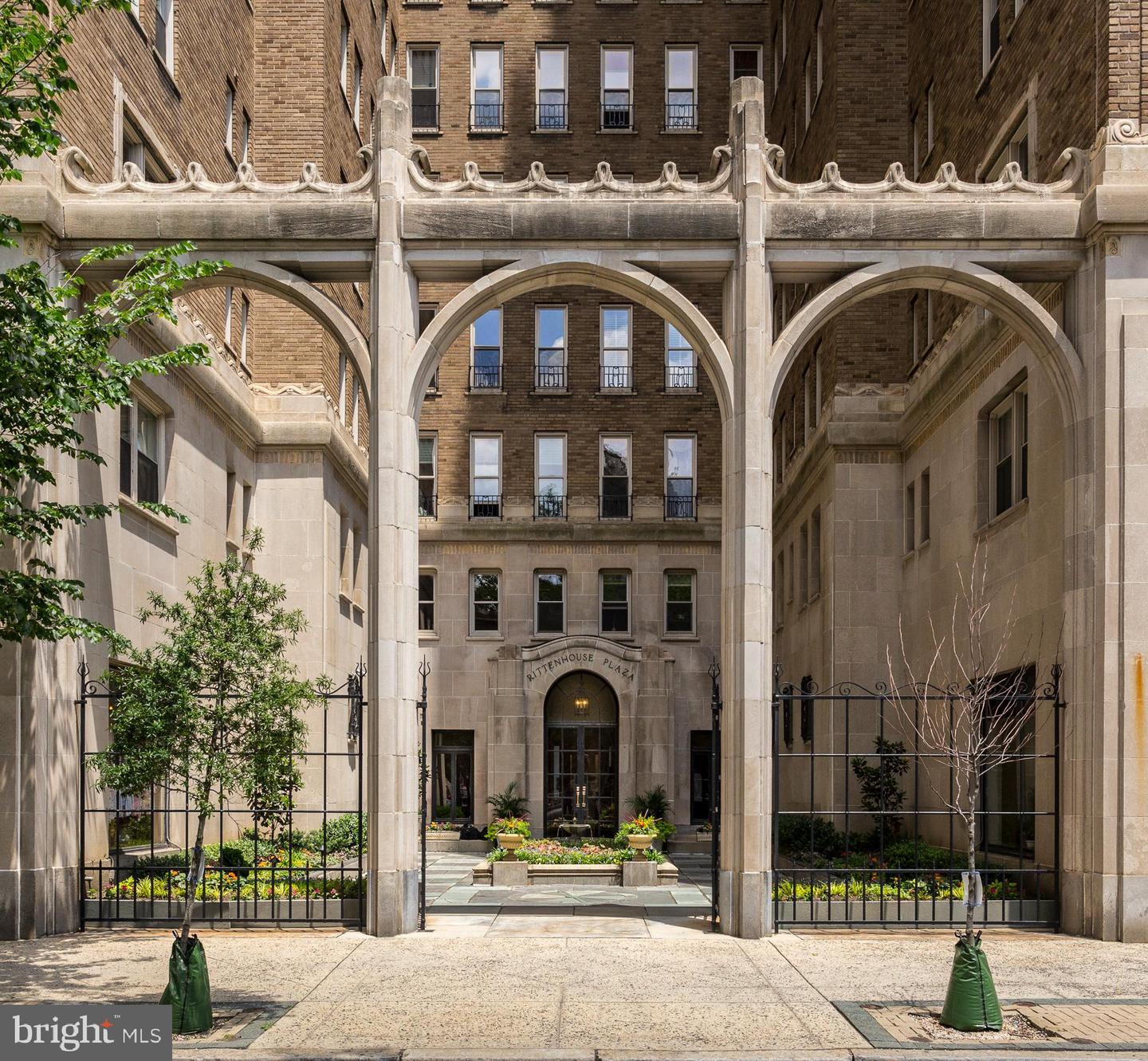 1901 Walnut Street #2e
