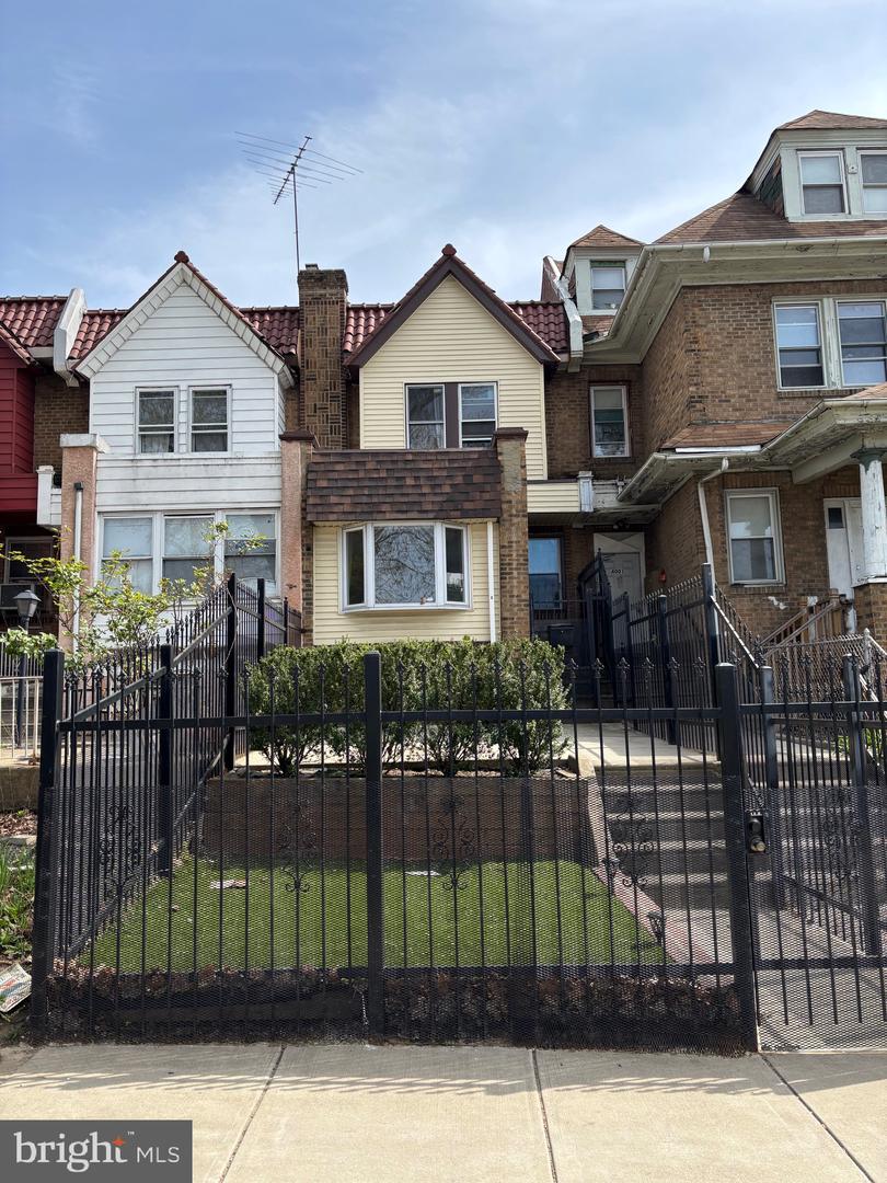 4003 E Roosevelt Boulevard