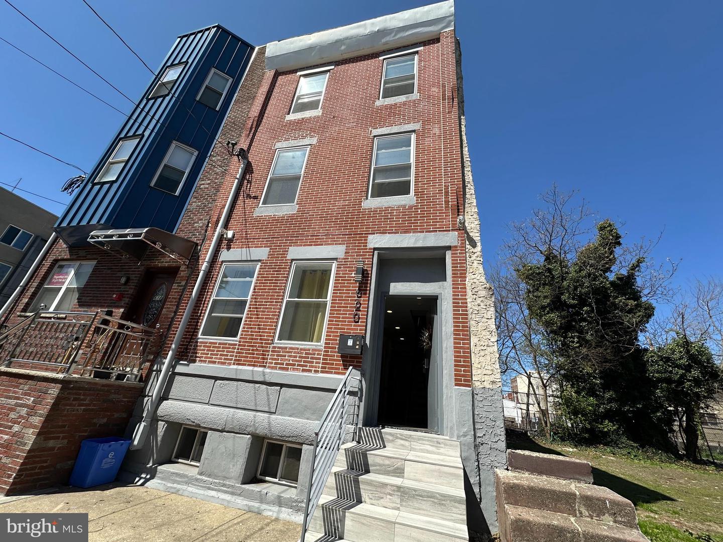 620 N 10th Street, Philadelphia
