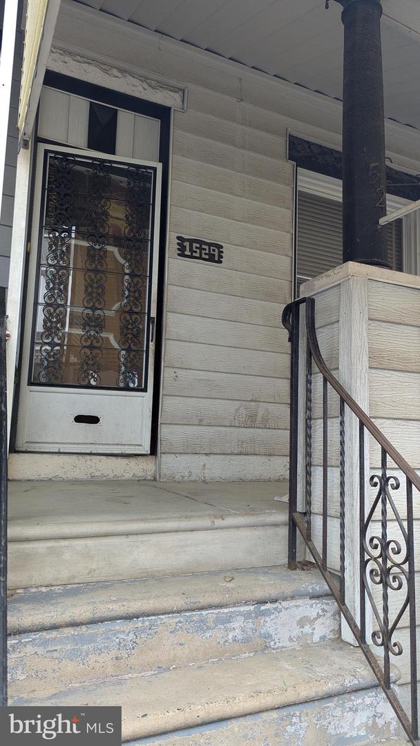 1529 N Hollywood Street, Philadelphia
