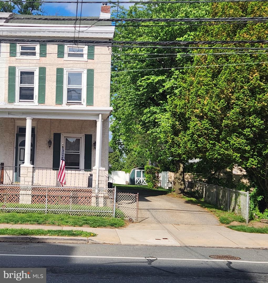 6783 Ridge Avenue, Philadelphia