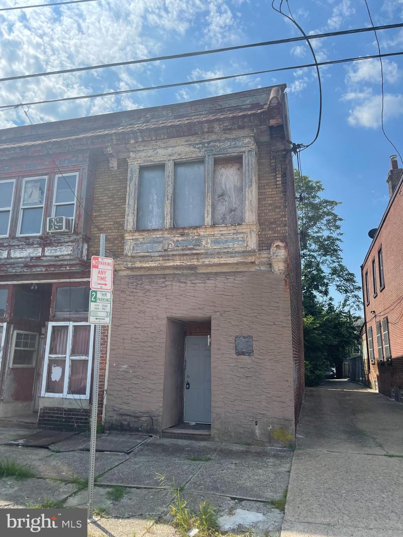 4212 W Thompson Street, Philadelphia