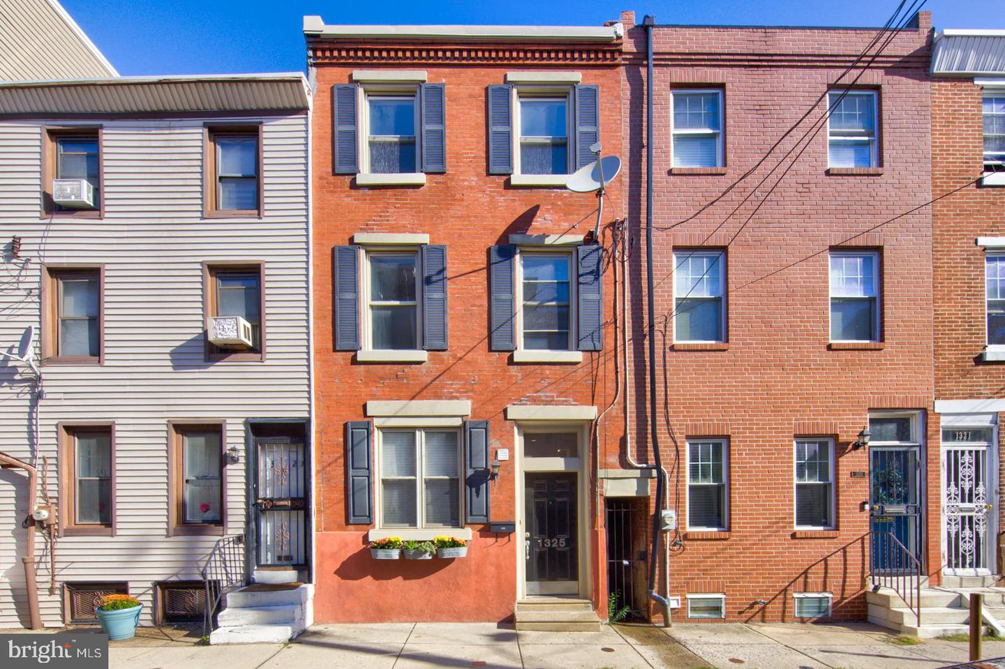 1325 Webster Street, Philadelphia