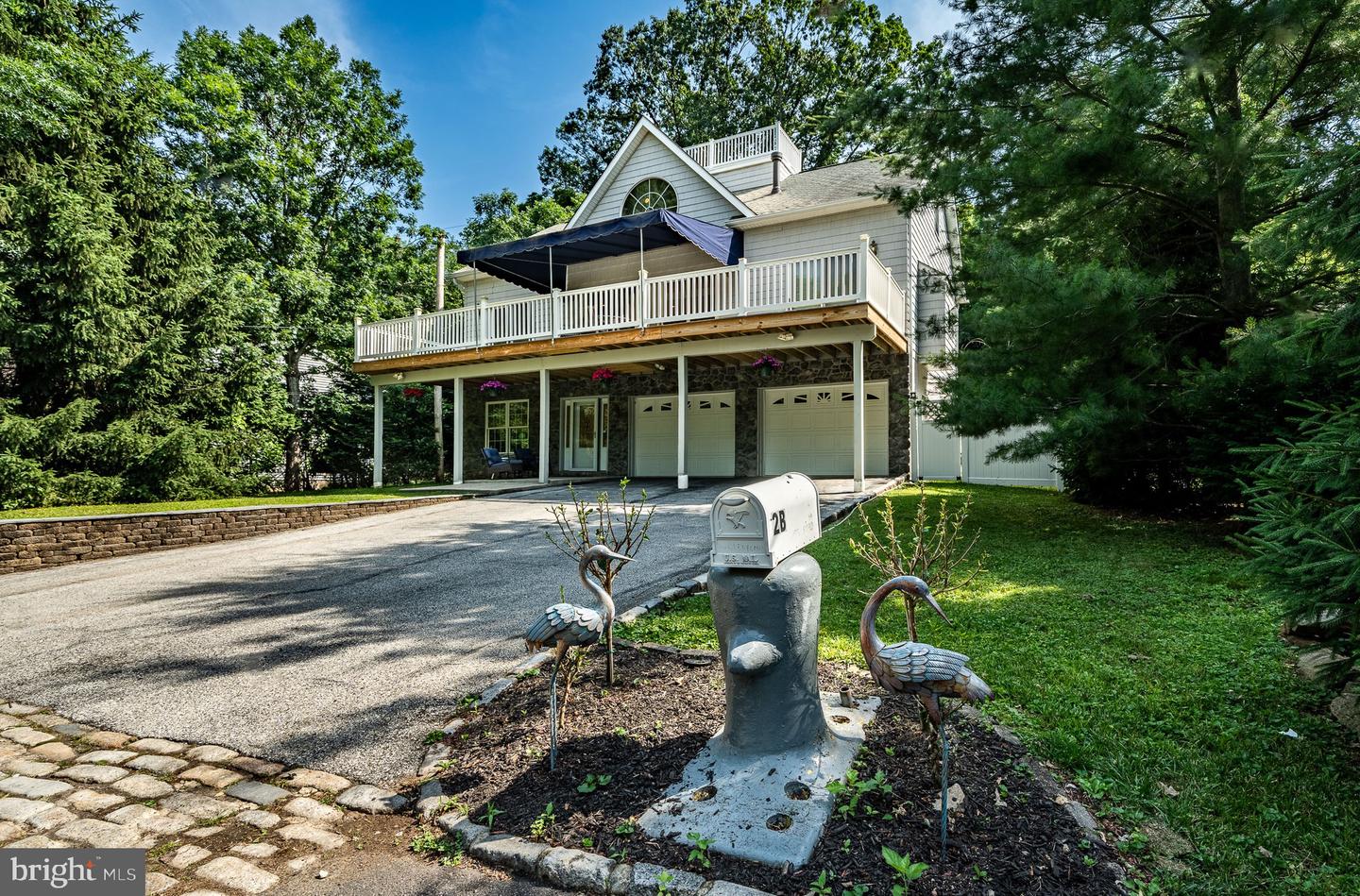 2 River Road, Philadelphia