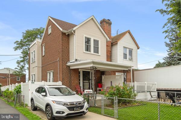 825 Rhawn Street, Philadelphia