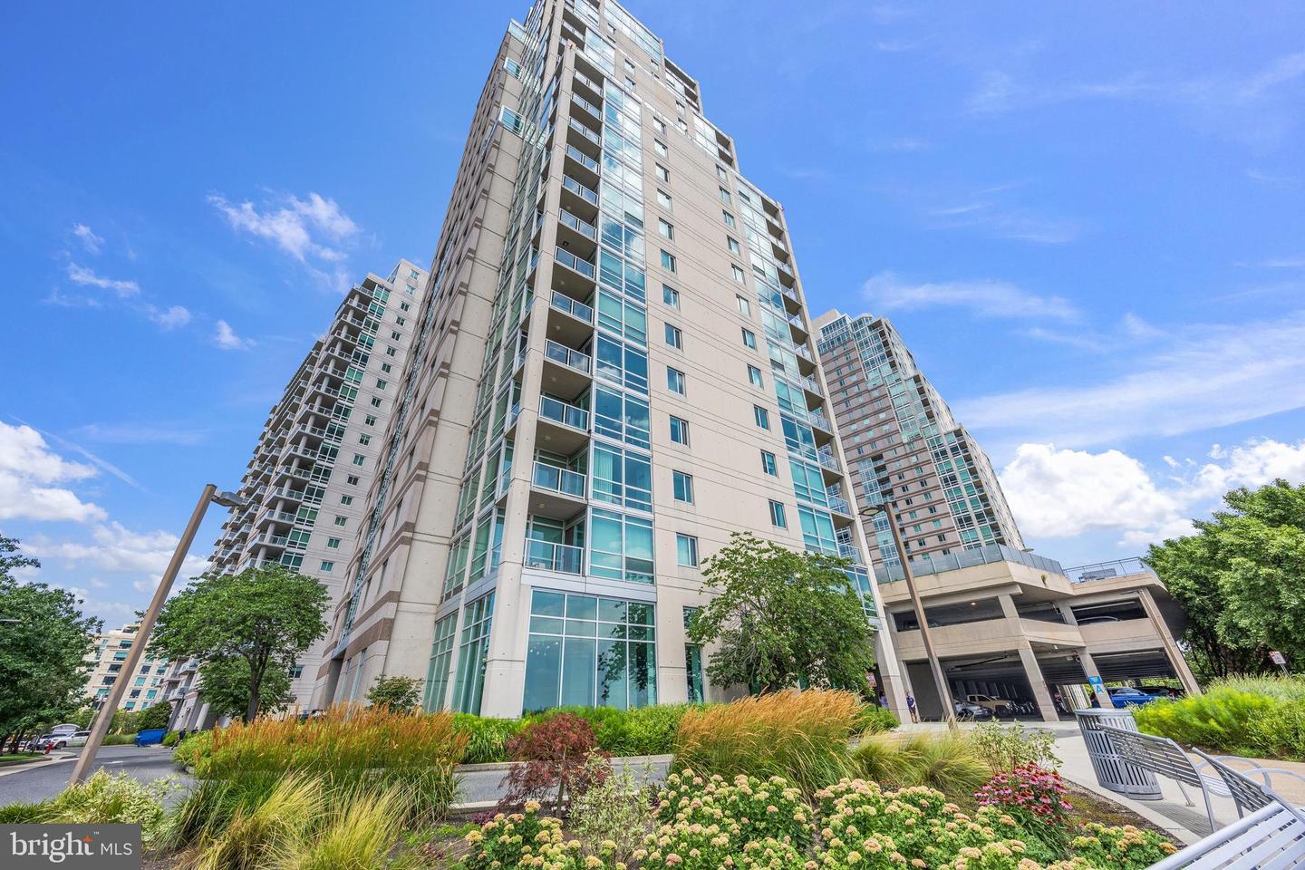 901 N Penn Street #p506