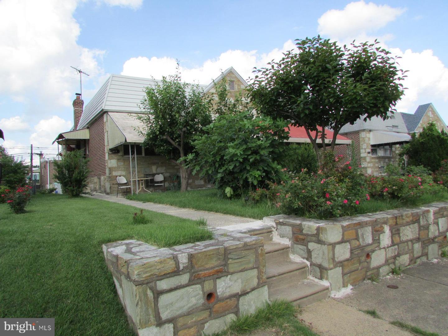2117 Solly Avenue, Philadelphia