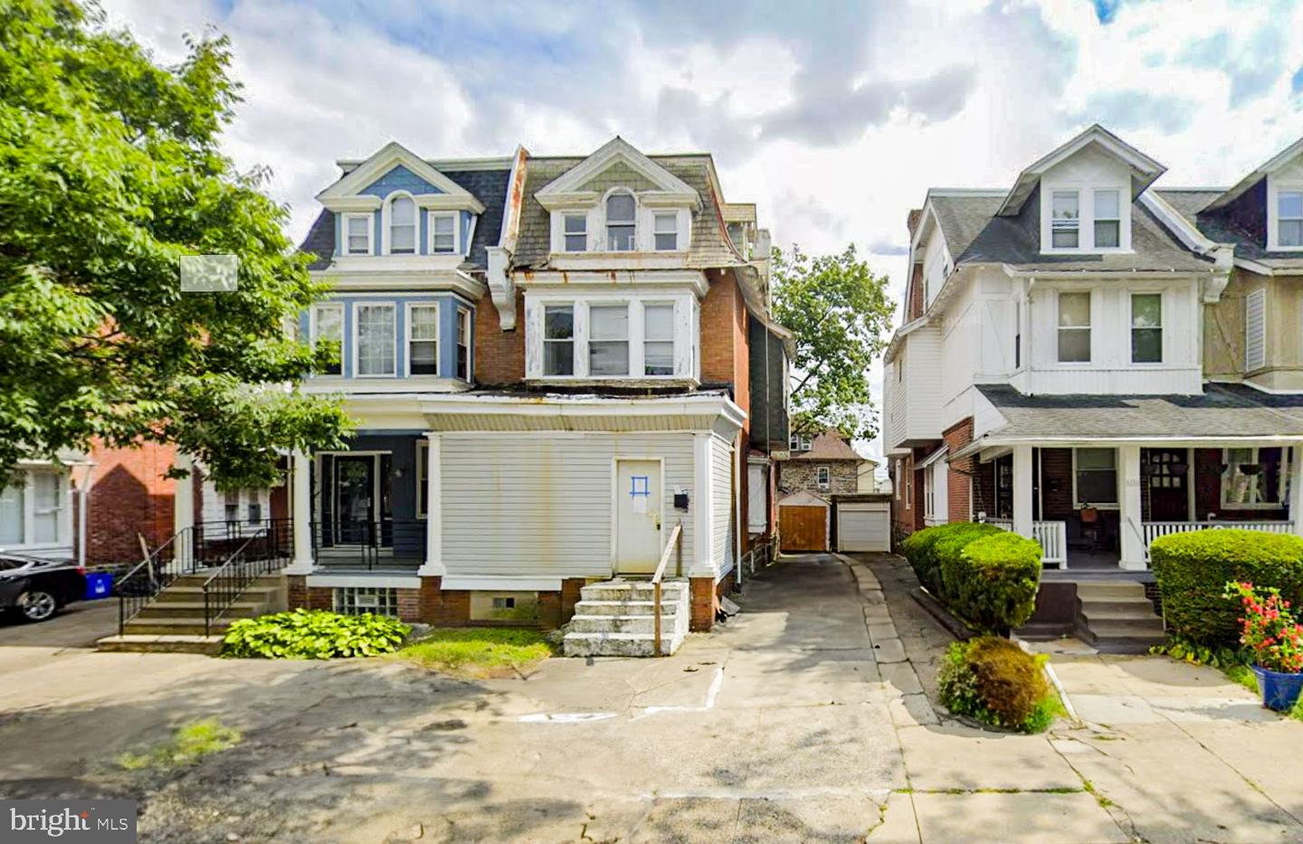 6136 W Oxford Street, Philadelphia