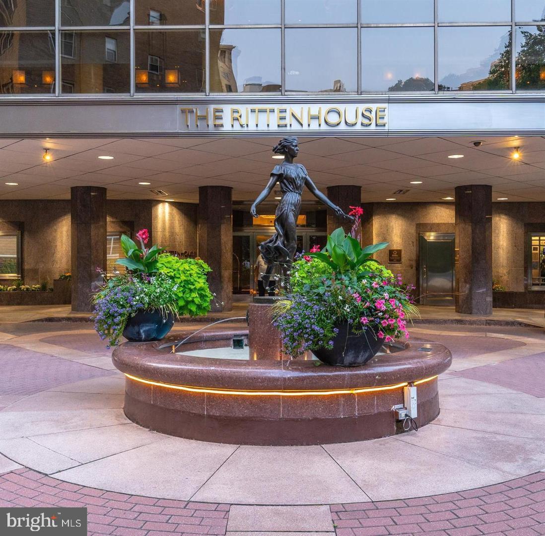 202 W Rittenhouse Square #1108, Philadelphia