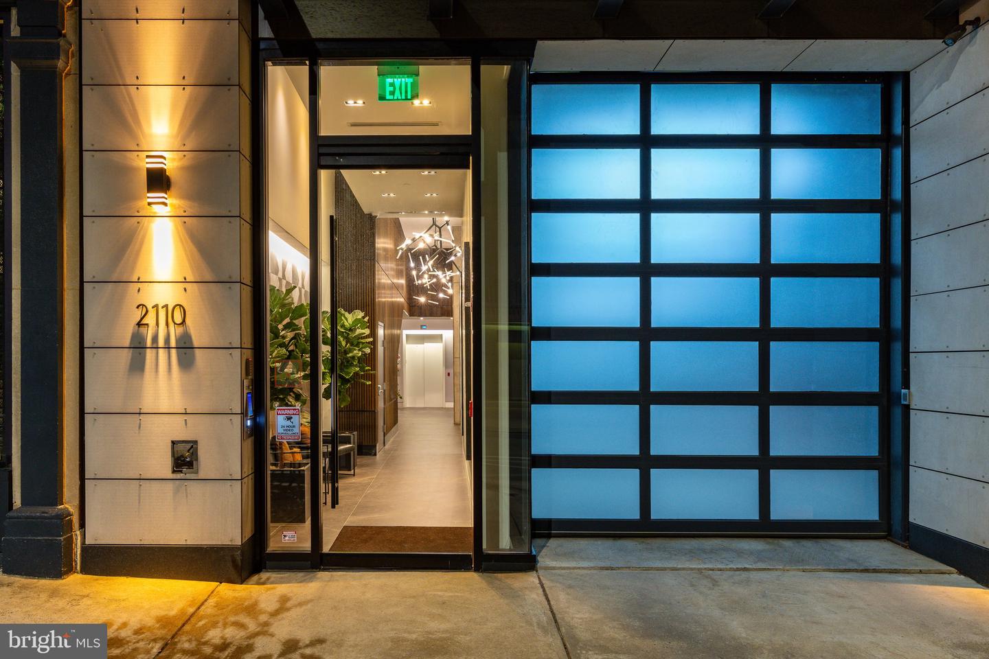 2108 Walnut Street #401