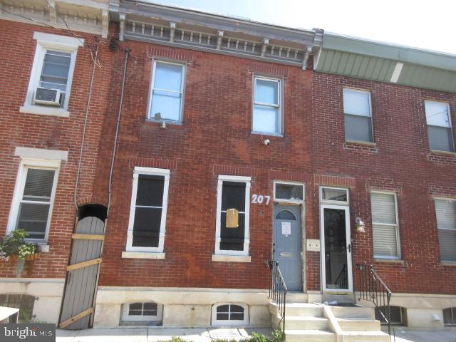 207 Watkins Street