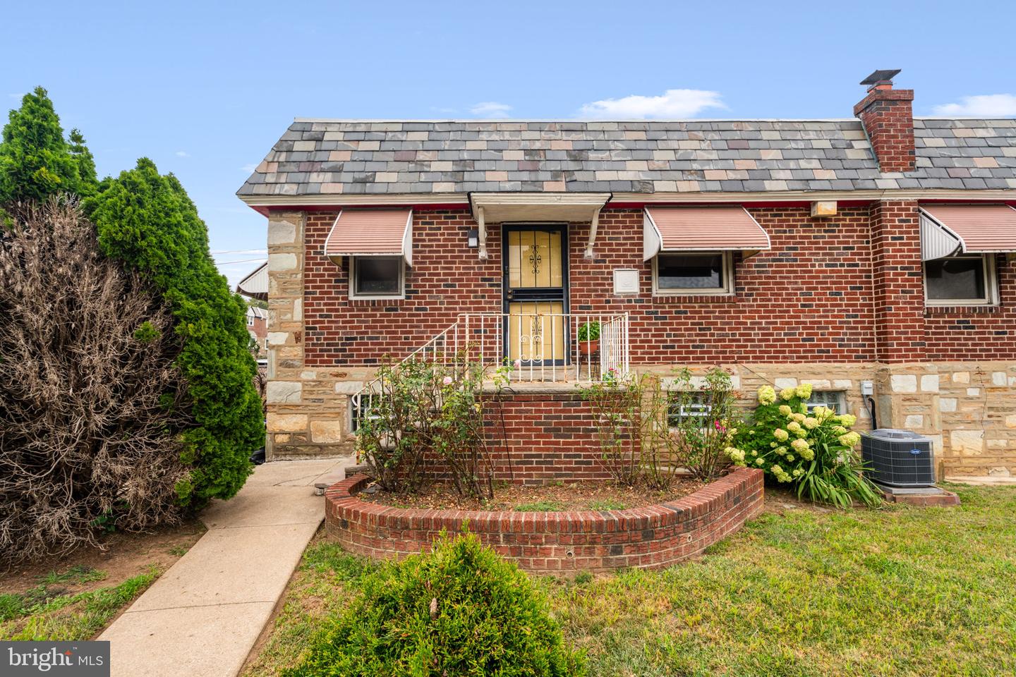 1000 E Durham Street, Philadelphia