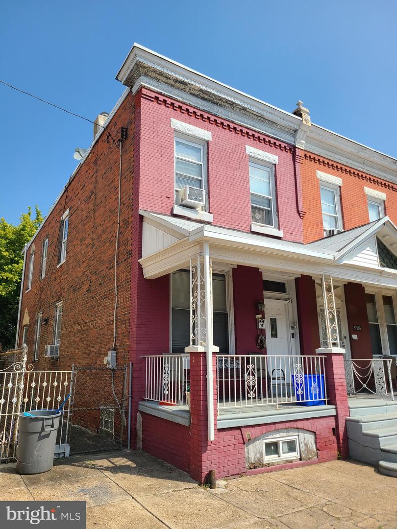 5907 W Girard Avenue, Philadelphia