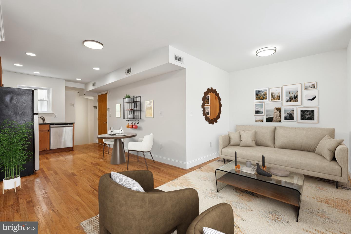 1538 Christian Street #2, Philadelphia