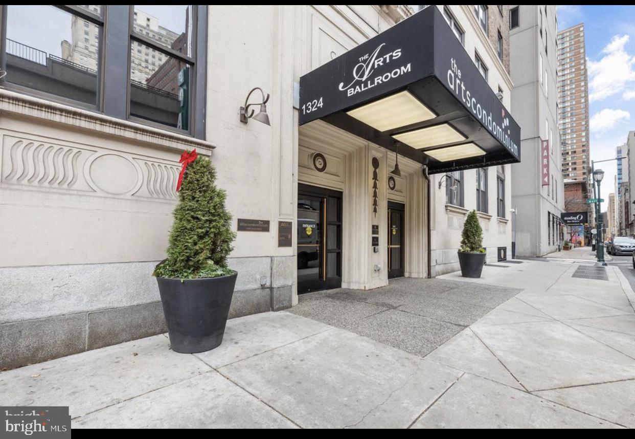 1324 Locust Street #308