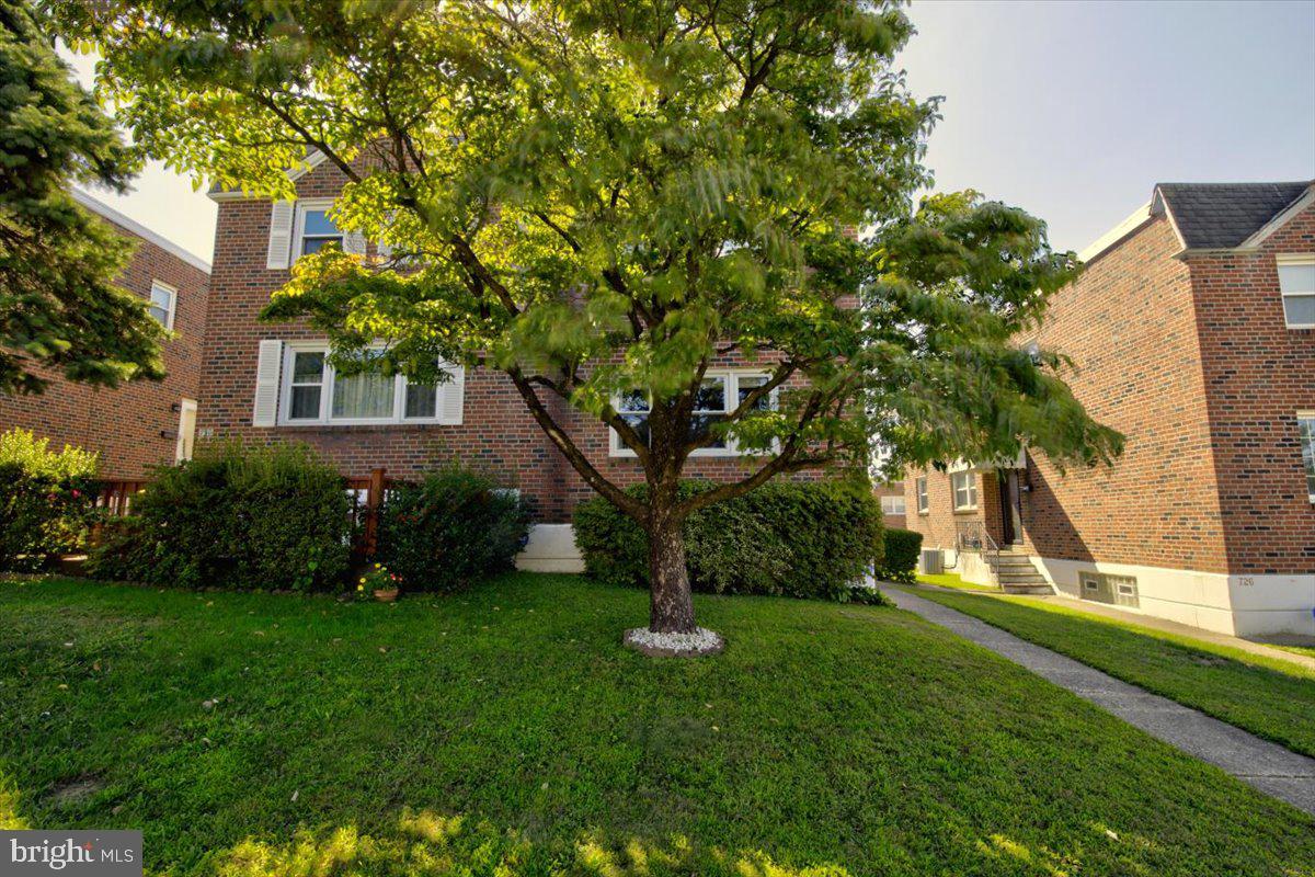 728 Livezey Lane, Philadelphia