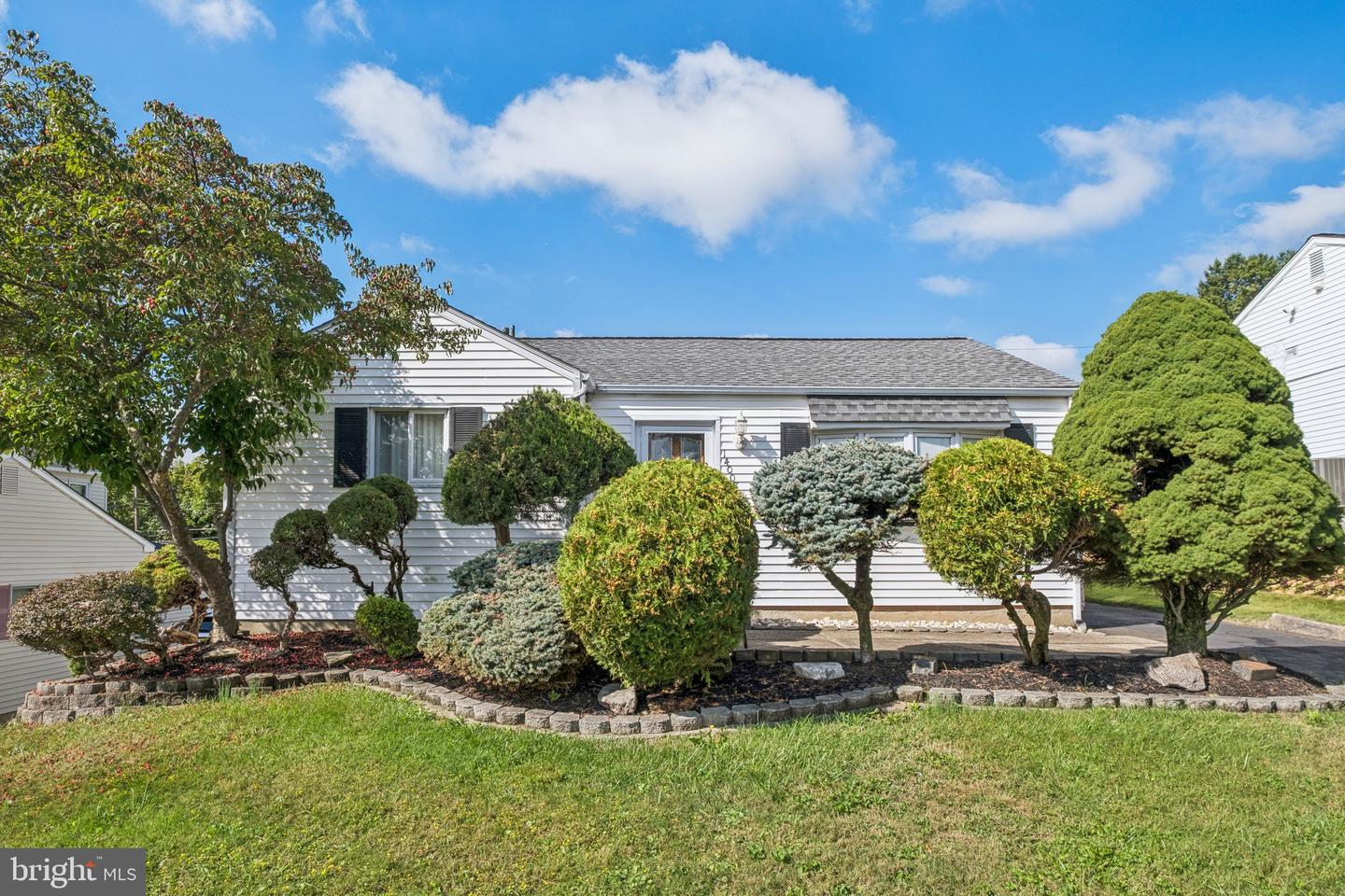 14008 Erwin Street, Philadelphia