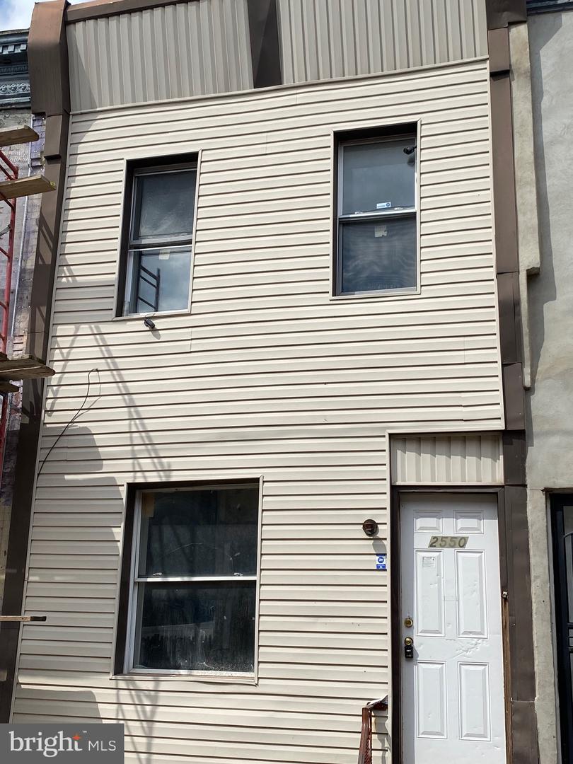 2550 N Gratz Street