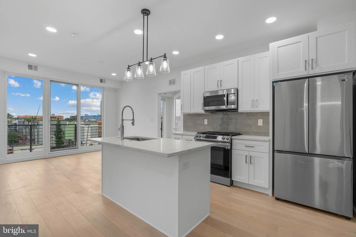 950 N 2nd St Unit 5C
