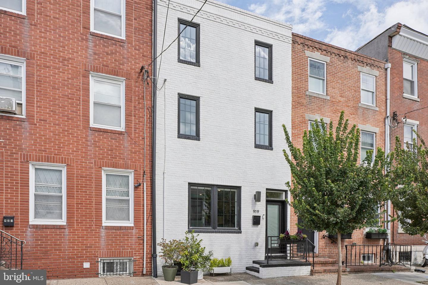919 Reed Street, Philadelphia