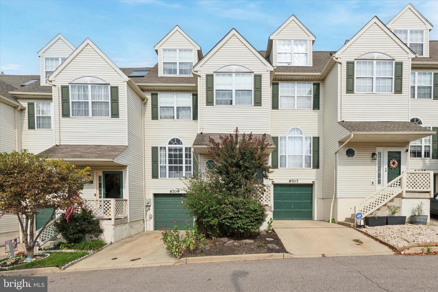 6709 Cinnamon Drive, Philadelphia