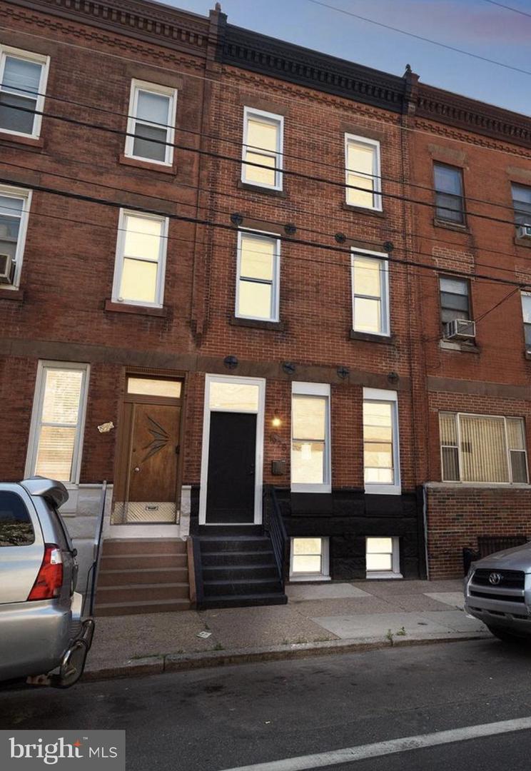 1928 S 15th Street, Philadelphia