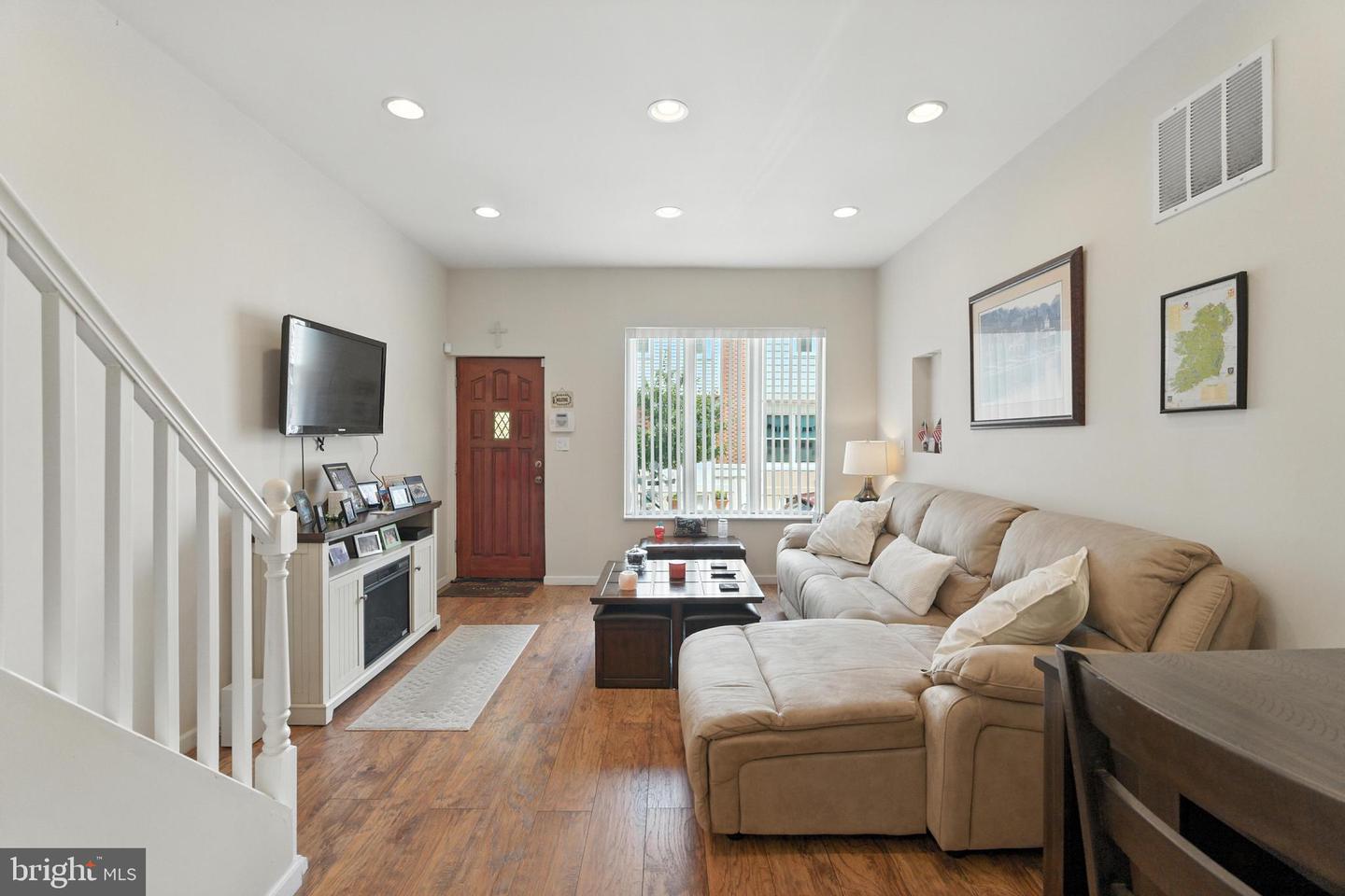 314 Gladstone Street, Philadelphia