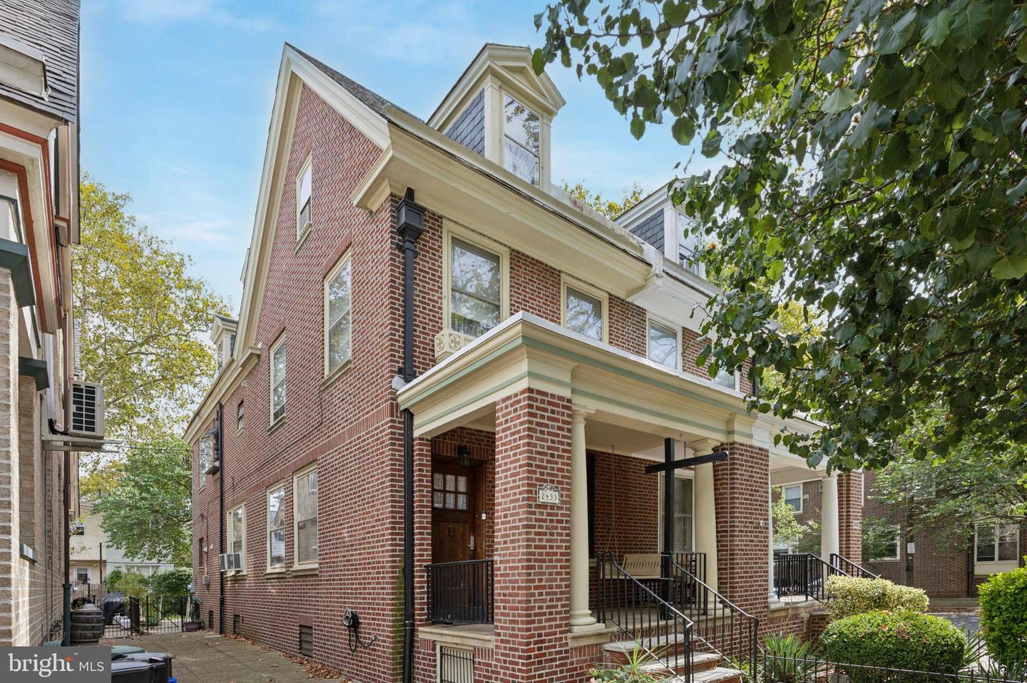 2433 S 21st Street, Philadelphia