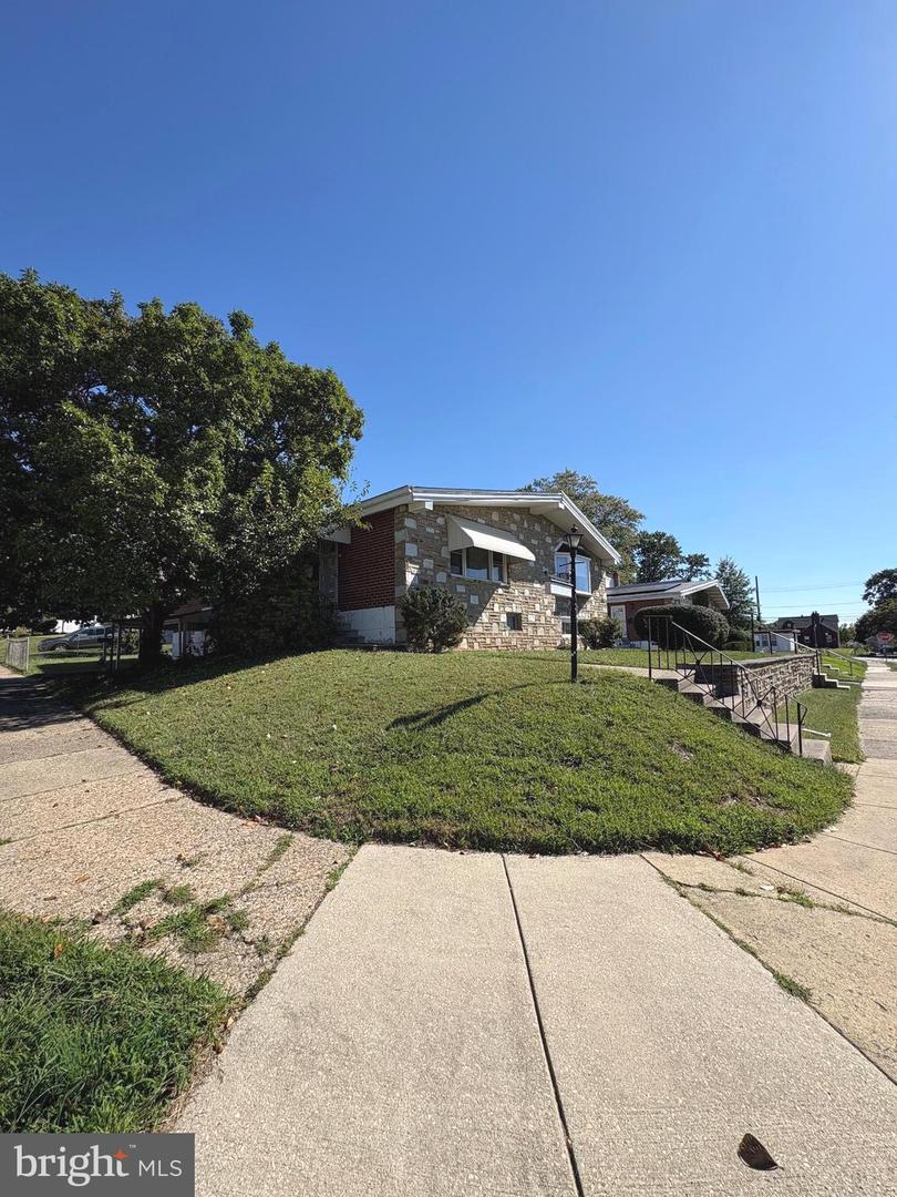 801 Charette Road, Philadelphia