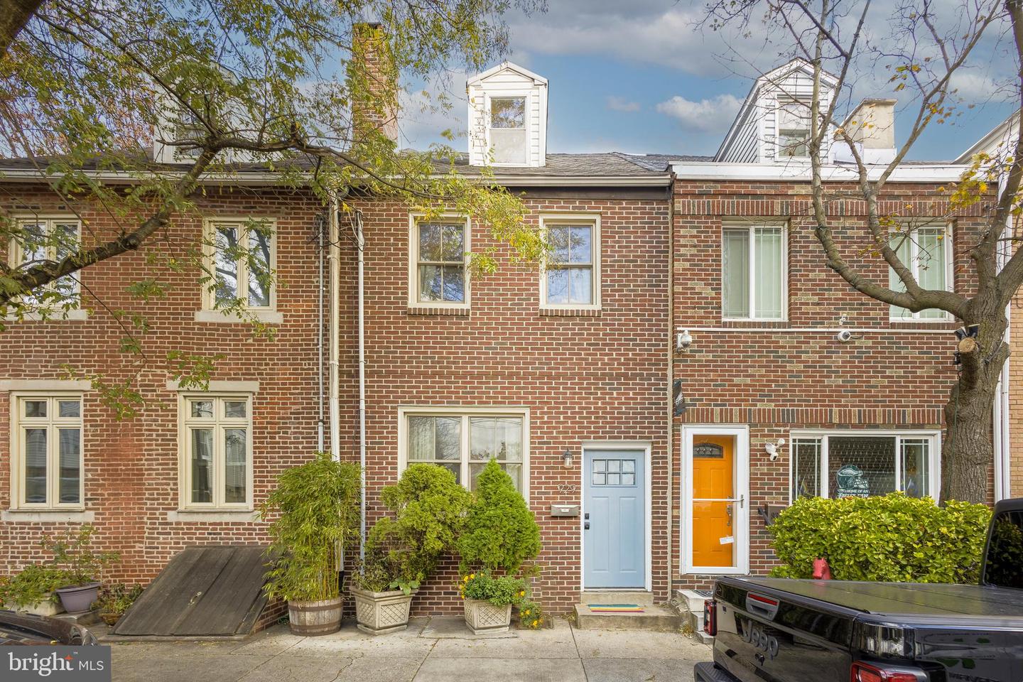 929 S 6th Street, Philadelphia