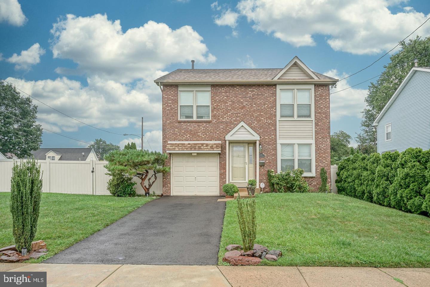 3701 President Street, Philadelphia