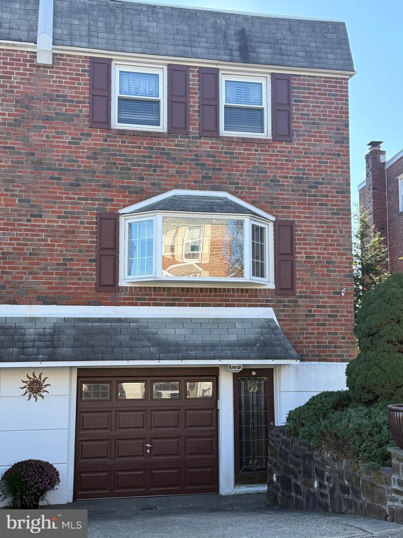 7314 Hill Road, Philadelphia